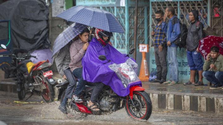 Monsoon gradually weakening